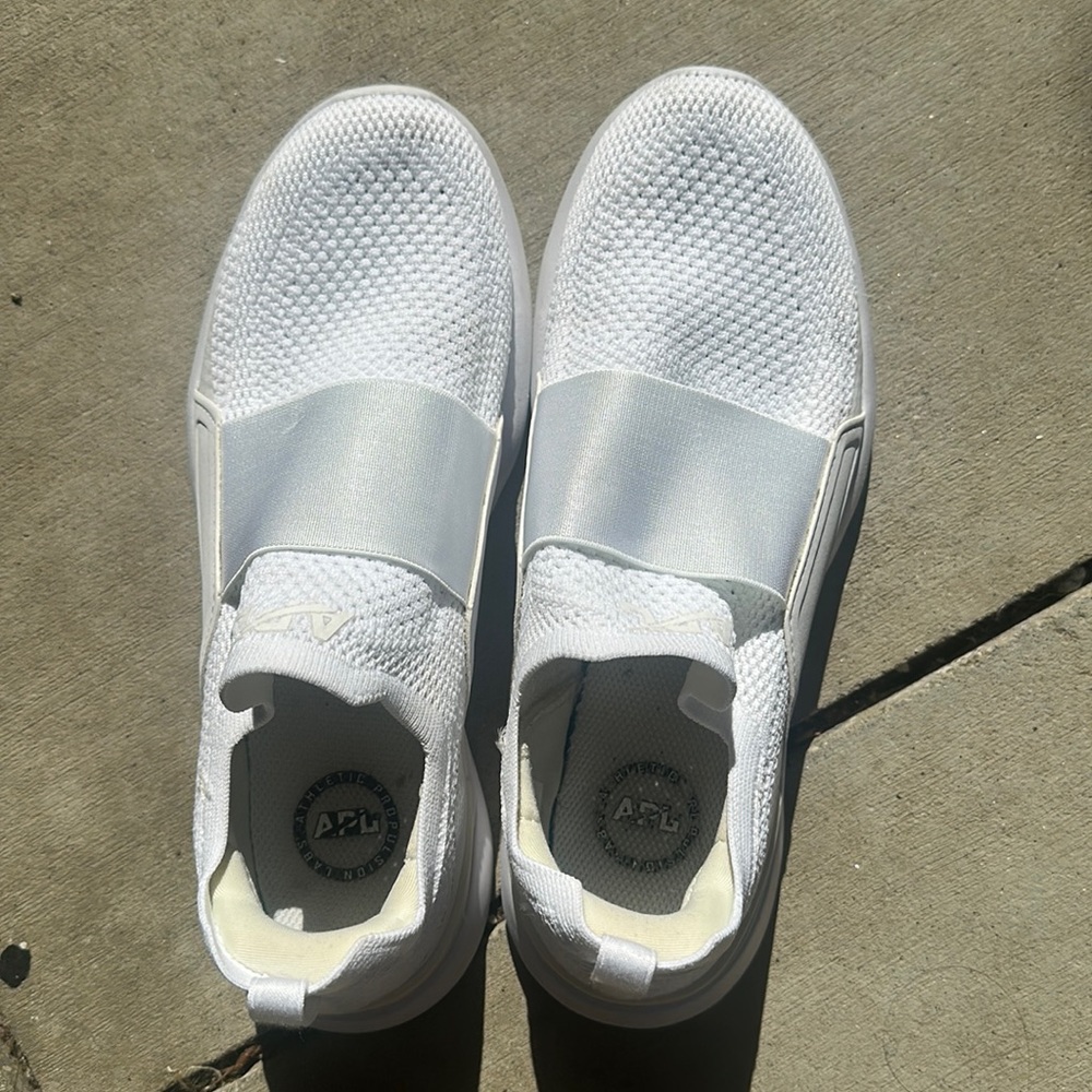 APL White TechLoom Bliss